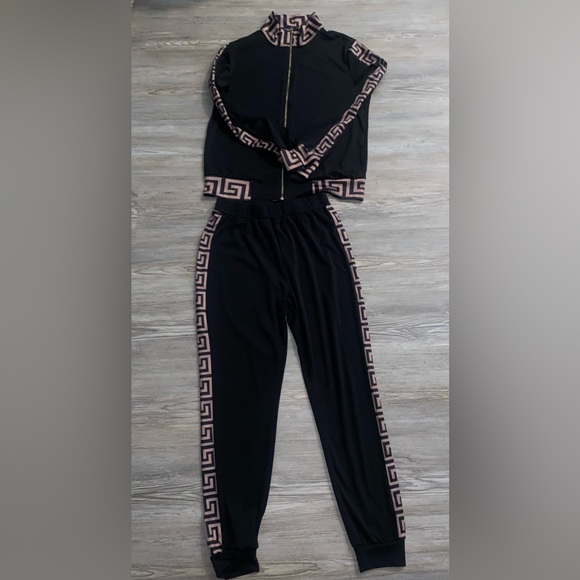 Pants - 2 piece jogger outfit Versace inspired design